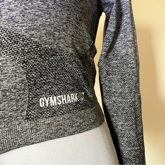 GymShark Purple/Gray Ombre Long Sleeve Crewneck Cropped Athletic Top size Medium - Picture 7 of 7